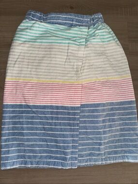 Student Lounge Stripped multicolored Wrap up Bath towel Size Large 38x28